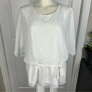 Ricki's XXL white top